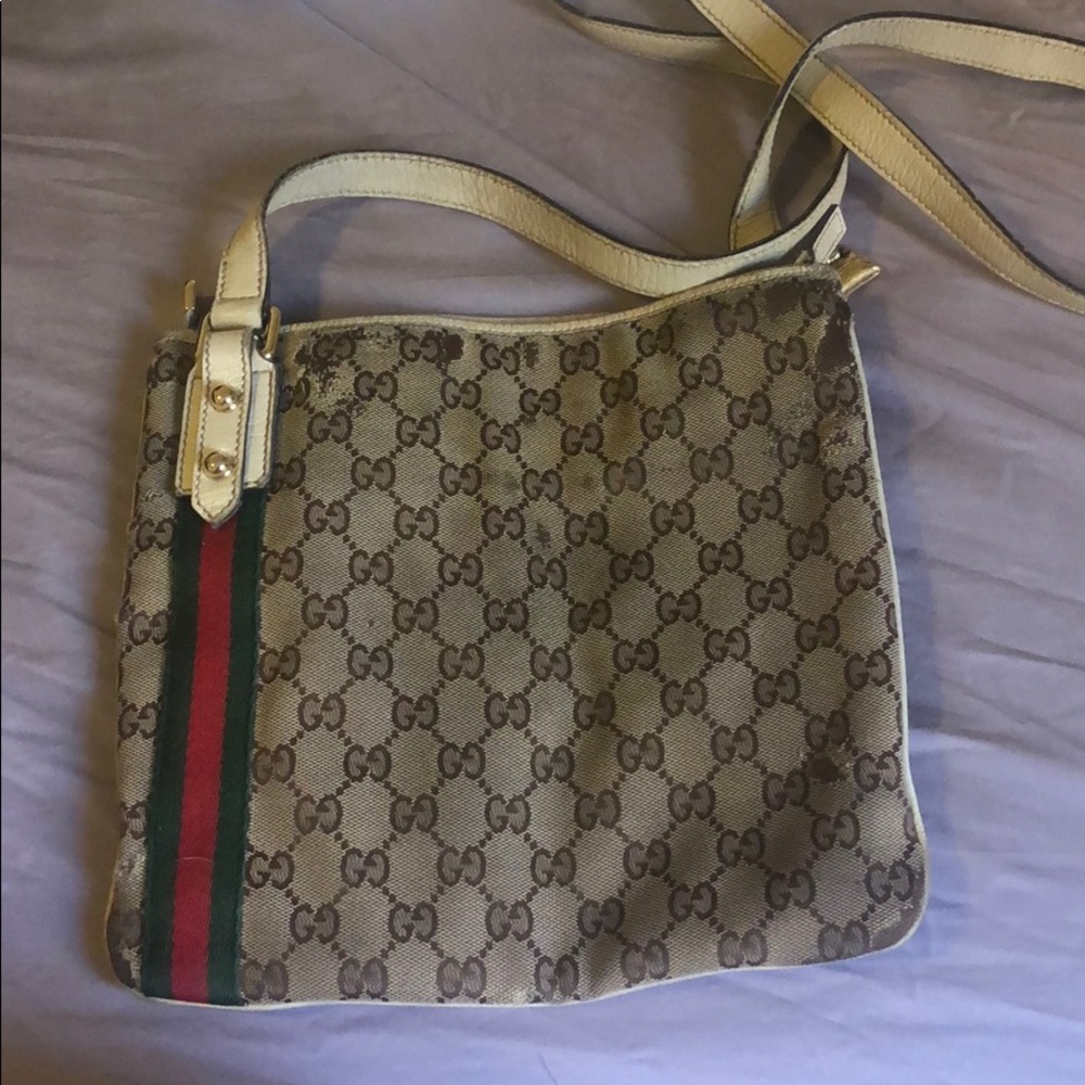 Gucci bag!! - Picture 2 of 2